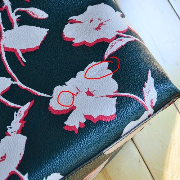 Tory Burch 'Kerrington - Mini Square' Tote - Picture 10 of 14